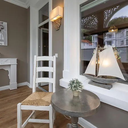 Haus Am Storchennest * Sellin (Rugen)